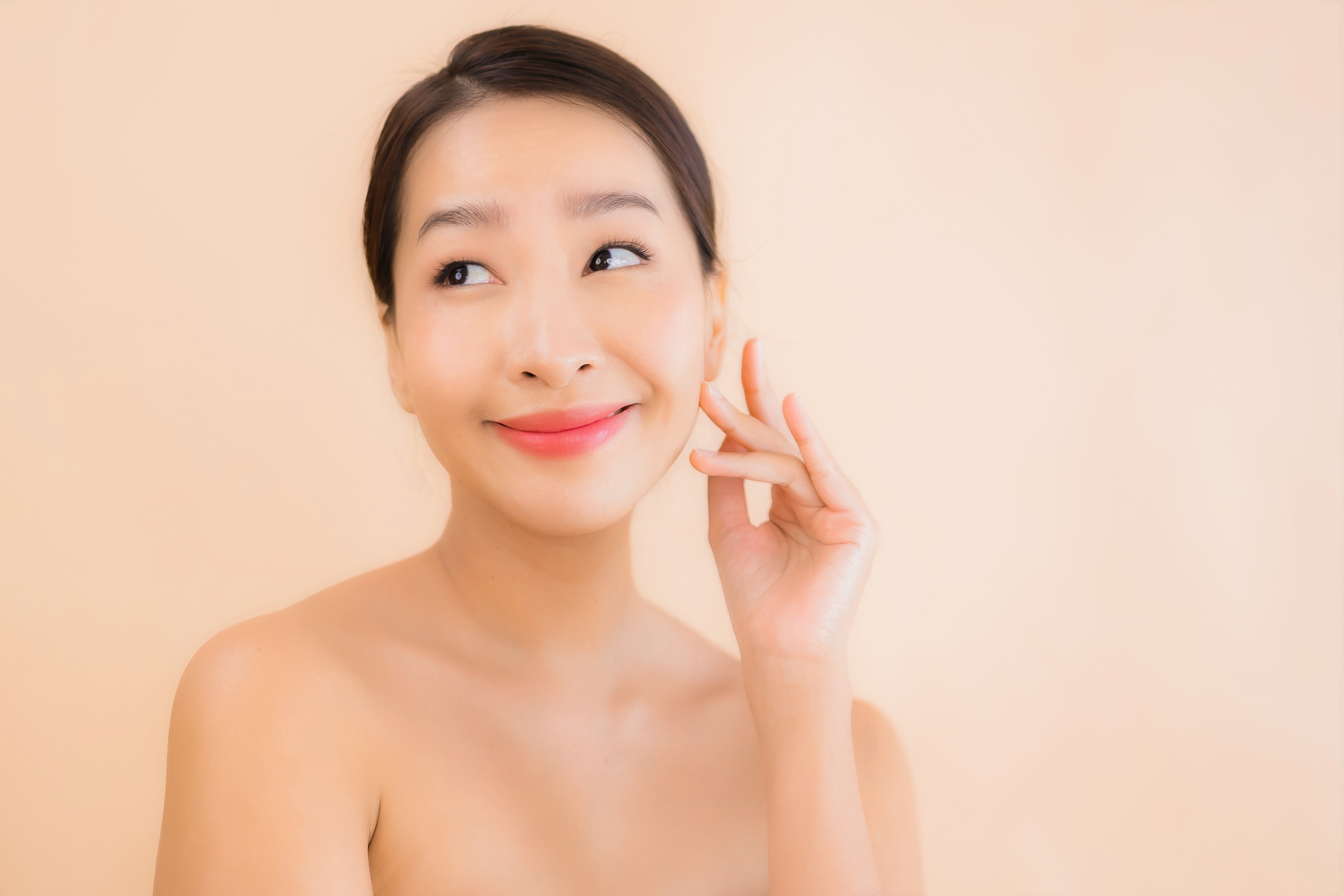 วิตามินบี3 (ไนอาซินาไมด์, Niacinamide): ส่วนผสมมหัศจรรย์เพื่อผิวสวยสมบูรณ์แบบ
